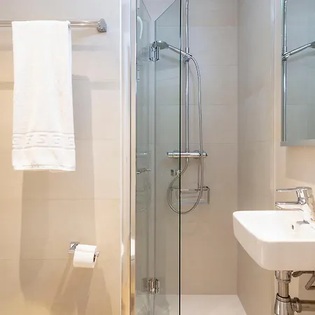 Habitat Pau Apartment *